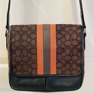 Classic Coach Thompson Map bag. Orange/green stripe Crossbody Bag